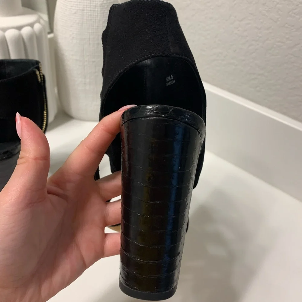 Brian Atwood Biella Heels - Picture 5 of 9